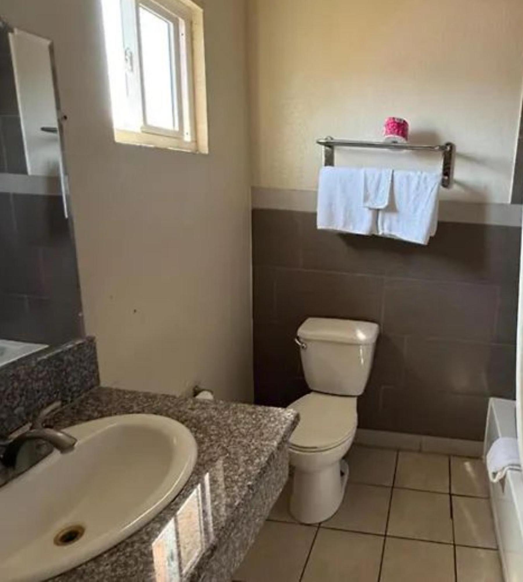 Robinhood Motel Anaheim West Εξωτερικό φωτογραφία
