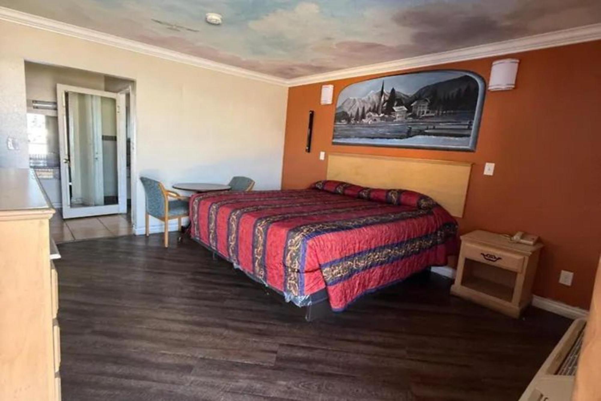 Robinhood Motel Anaheim West Εξωτερικό φωτογραφία